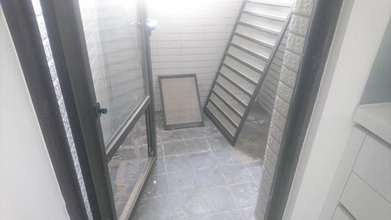 �s����������βM��